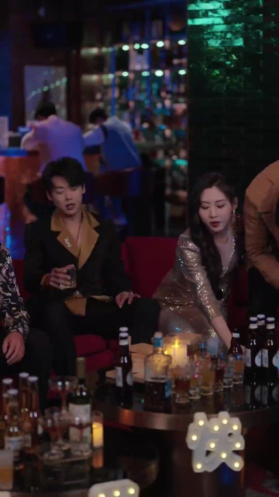 偷偷翹嘴，暗戀哥他爽到了(全集)